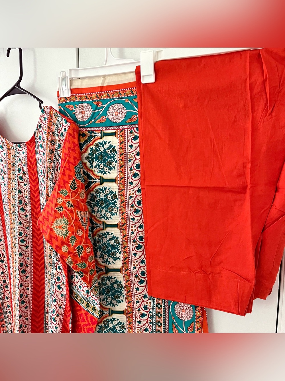 NEW Floral Print Lawn Shalwar Kameez - Picture 10 of 12